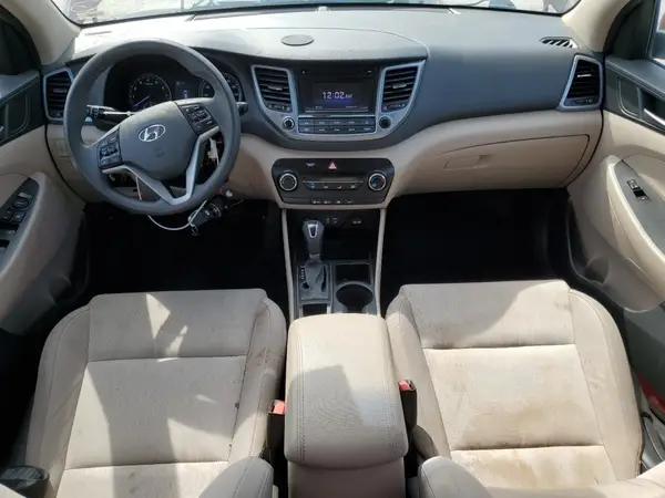 KM8J33A49HU269094 2017 HYUNDAI TUCSON - Image 8