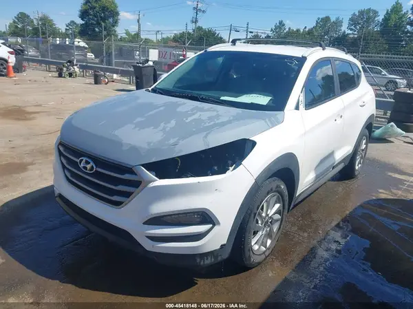 KM8J33A49HU278099 2017 HYUNDAI TUCSON - Image 2