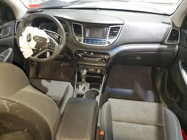 KM8J33A49HU331741 2017 HYUNDAI TUCSON - Image 8