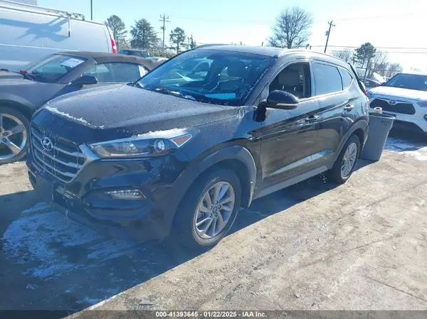 KM8J33A49HU381233 2017 HYUNDAI TUCSON - Image 2