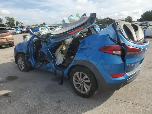 KM8J33A49HU409029 2017 HYUNDAI TUCSON - Image 2