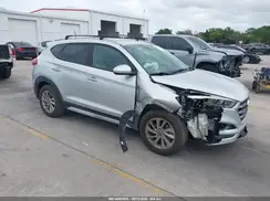 KM8J33A49HU413646 2017 HYUNDAI TUCSON