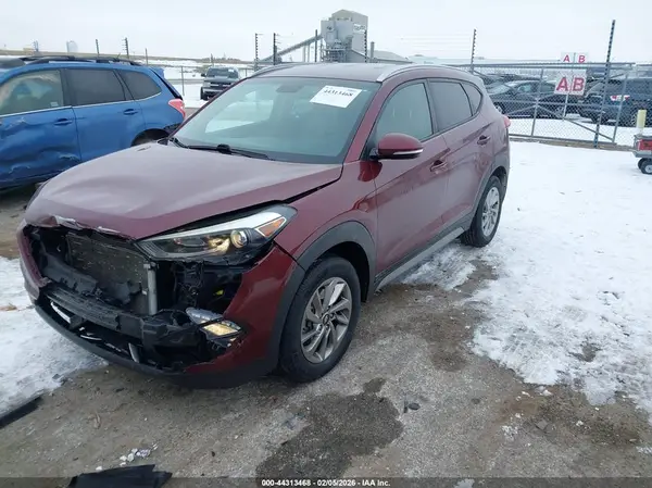 KM8J33A49HU428888 2017 HYUNDAI TUCSON - Image 2