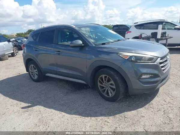 KM8J33A49HU443942 2017 HYUNDAI TUCSON - Image 1