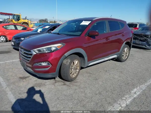 KM8J33A49HU460319 2017 HYUNDAI TUCSON - Image 2