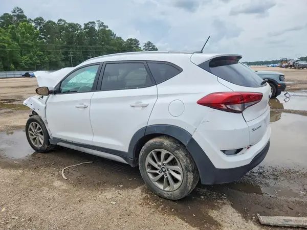 KM8J33A49HU462653 2017 HYUNDAI TUCSON - Image 2