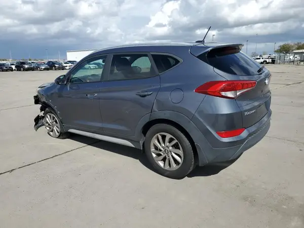 KM8J33A49HU463527 2017 HYUNDAI TUCSON - Image 2
