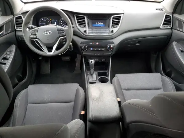 KM8J33A49HU464094 2017 HYUNDAI TUCSON - Image 8