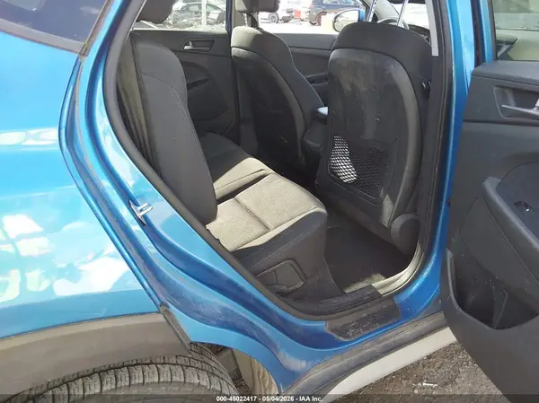KM8J33A49HU465391 2017 HYUNDAI TUCSON - Image 8