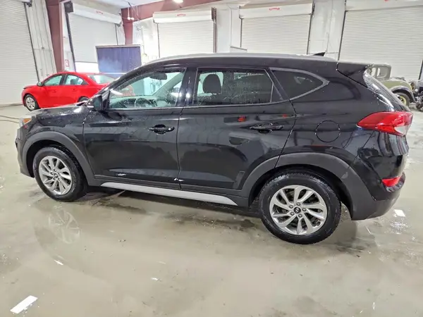 KM8J33A49HU478397 2017 HYUNDAI TUCSON - Image 2