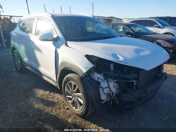 KM8J33A49HU502536 2017 HYUNDAI TUCSON - Image 1
