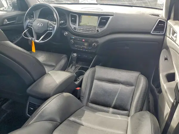 KM8J33A49HU510894 2017 HYUNDAI TUCSON - Image 8
