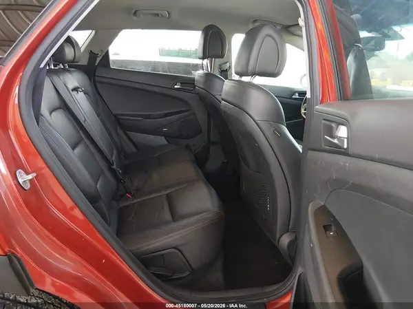 KM8J33A49HU513312 2017 HYUNDAI TUCSON - Image 8