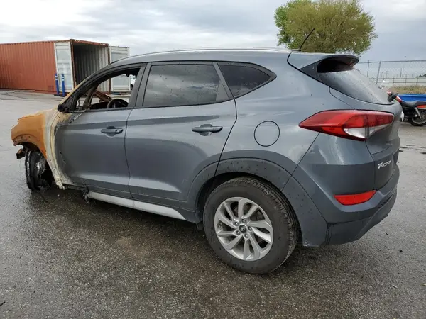 KM8J33A49HU521054 2017 HYUNDAI TUCSON - Image 2
