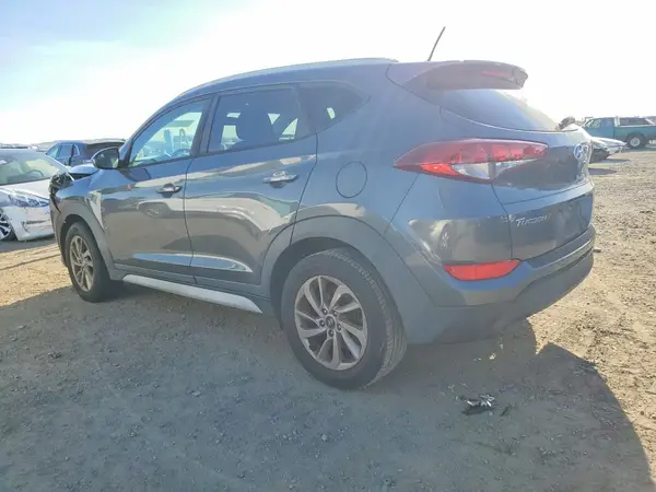 KM8J33A49HU525332 2017 HYUNDAI TUCSON - Image 2
