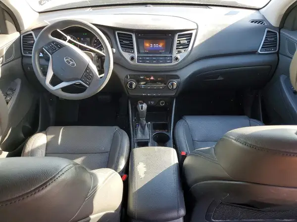 KM8J33A49HU525332 2017 HYUNDAI TUCSON - Image 8