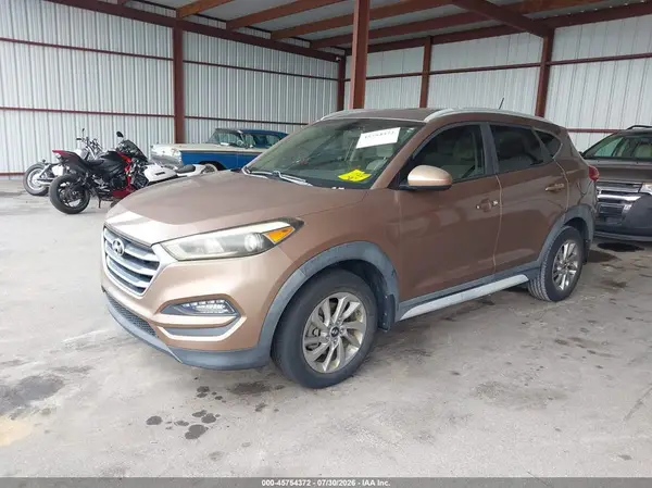 KM8J33A49HU530286 2017 HYUNDAI TUCSON - Image 2