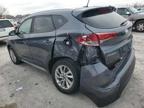 KM8J33A49HU575650 2017 HYUNDAI TUCSON - Image 2
