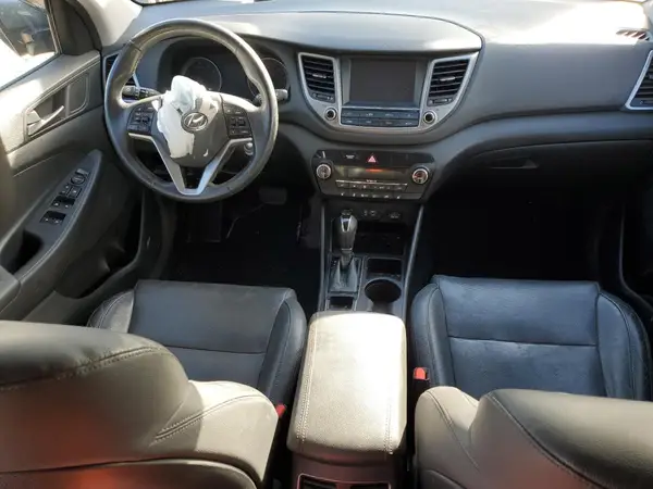KM8J33A49JU599212 2018 HYUNDAI TUCSON - Image 8