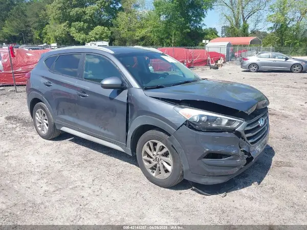 KM8J33A49JU600195 2018 HYUNDAI TUCSON - Image 1
