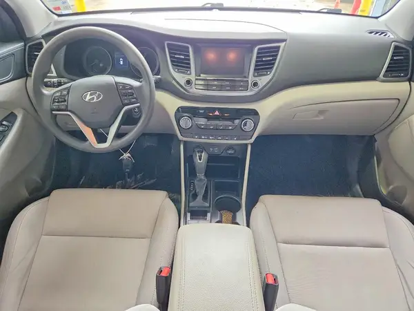 KM8J33A49JU607986 2018 HYUNDAI TUCSON - Image 8