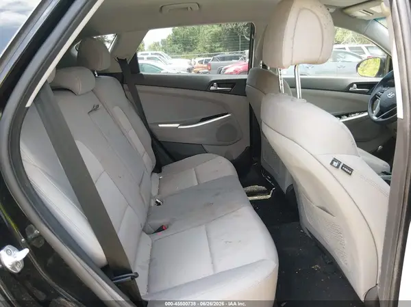 KM8J33A49JU608961 2018 HYUNDAI TUCSON - Image 8