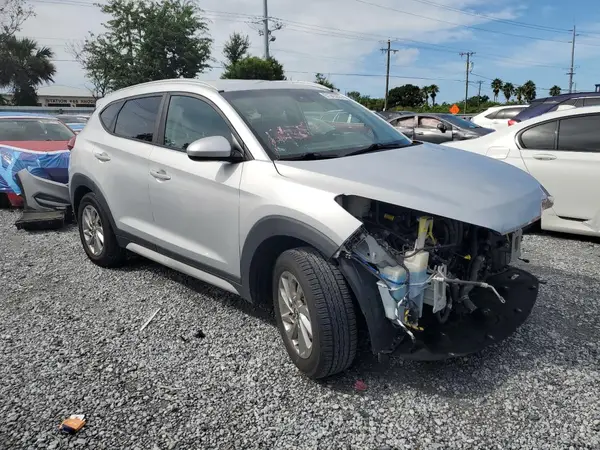KM8J33A49JU612038 2018 HYUNDAI TUCSON - Image 8
