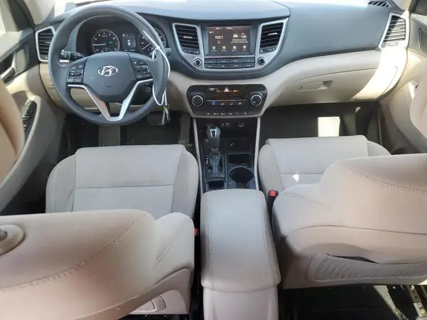 KM8J33A49JU615845 2018 HYUNDAI TUCSON - Image 8