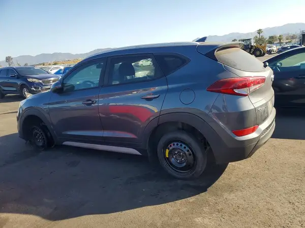 KM8J33A49JU618664 2018 HYUNDAI TUCSON - Image 2