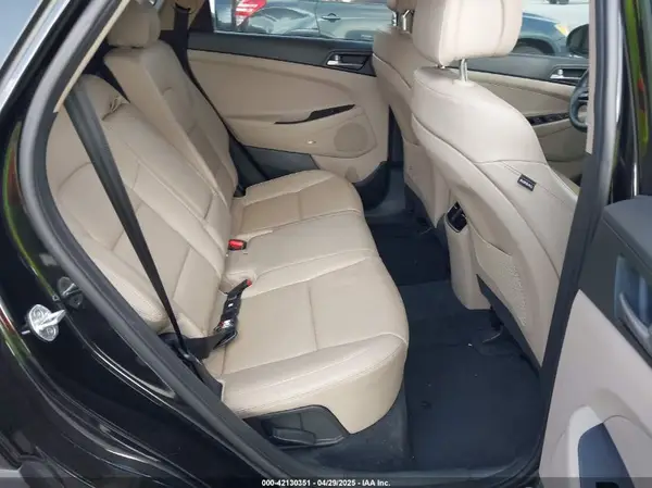 KM8J33A49JU639708 2018 HYUNDAI TUCSON - Image 8