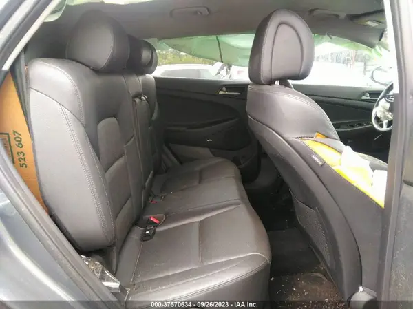 KM8J33A49JU640129 2018 HYUNDAI TUCSON - Image 8