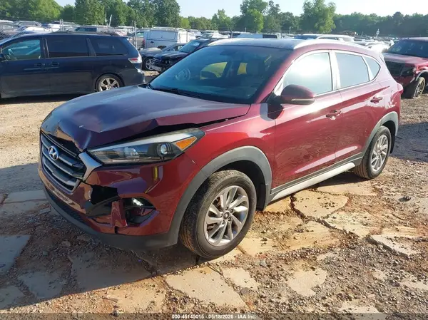 KM8J33A49JU640518 2018 HYUNDAI TUCSON - Image 2