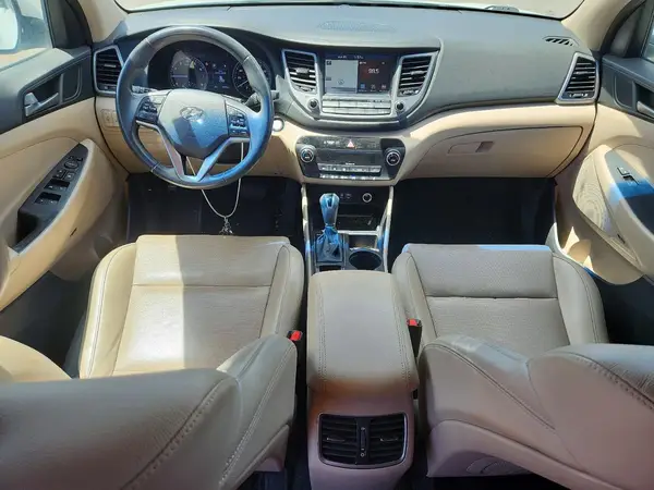KM8J33A49JU648036 2018 HYUNDAI TUCSON - Image 8