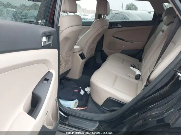 KM8J33A49JU651714 2018 HYUNDAI TUCSON - Image 8