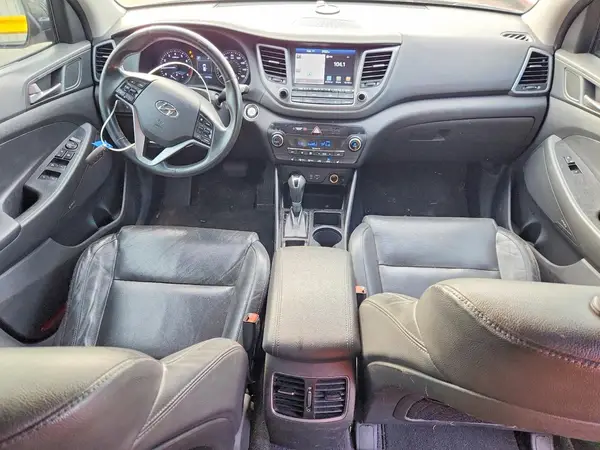 KM8J33A49JU653592 2018 HYUNDAI TUCSON - Image 8