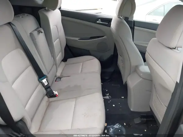 KM8J33A49JU653687 2018 HYUNDAI TUCSON - Image 8
