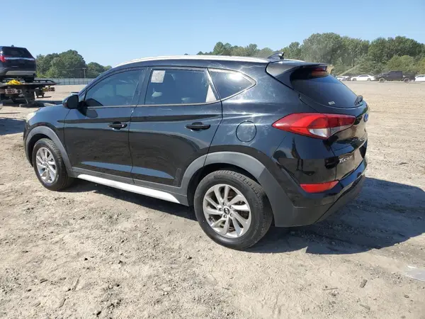 KM8J33A49JU656184 2018 HYUNDAI TUCSON - Image 2