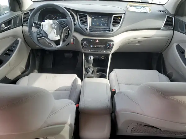 KM8J33A49JU673518 2018 HYUNDAI TUCSON - Image 8