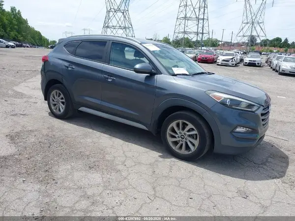 KM8J33A49JU678816 2018 HYUNDAI TUCSON - Image 1