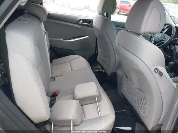 KM8J33A49JU678816 2018 HYUNDAI TUCSON - Image 8