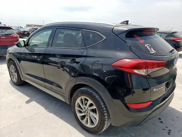 KM8J33A49JU684499 2018 HYUNDAI TUCSON - Image 2