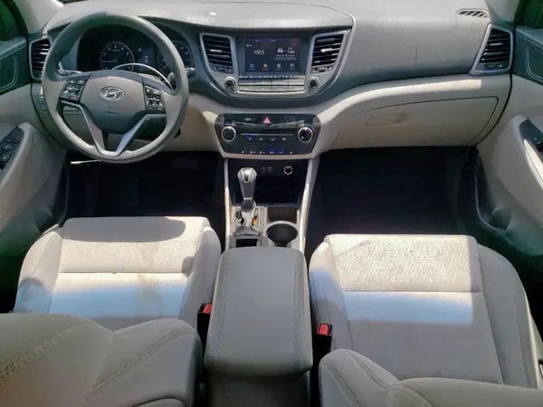 KM8J33A49JU684499 2018 HYUNDAI TUCSON - Image 8
