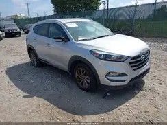 KM8J33A49JU689573 2018 HYUNDAI TUCSON