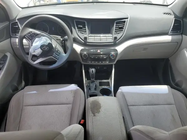 KM8J33A49JU707098 2018 HYUNDAI TUCSON - Image 8