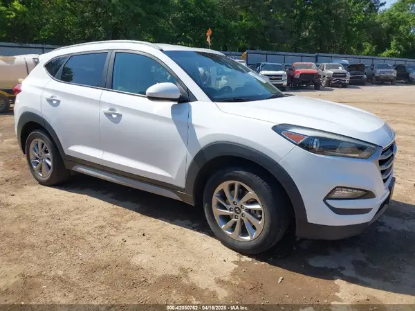 KM8J33A49JU714004 2018 HYUNDAI TUCSON - Image 1