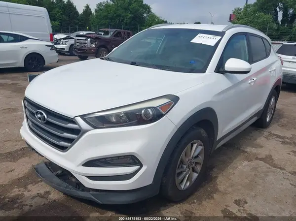 KM8J33A49JU714021 2018 HYUNDAI TUCSON - Image 2