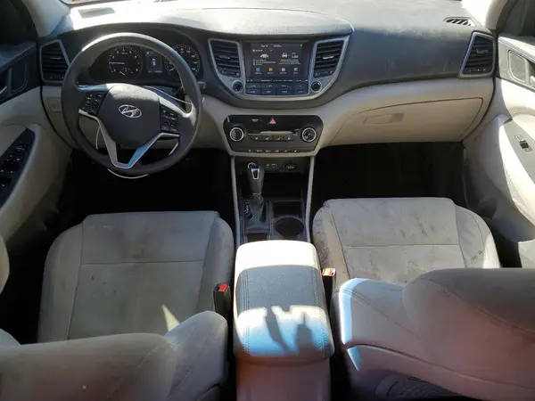 KM8J33A49JU717064 2018 HYUNDAI TUCSON - Image 8
