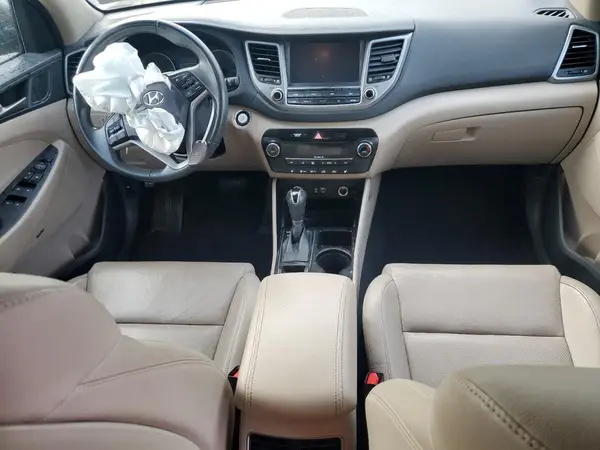 KM8J33A49JU725021 2018 HYUNDAI TUCSON - Image 8