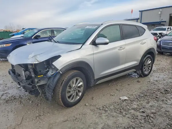 KM8J33A49JU728968 2018 HYUNDAI TUCSON - Image 1