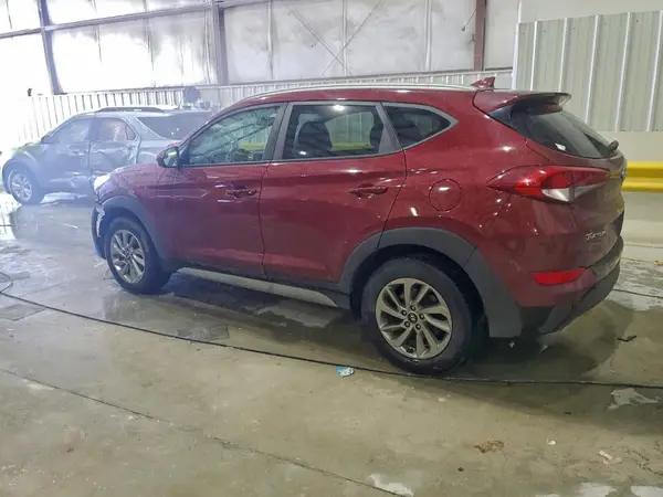 KM8J33A49JU783940 2018 HYUNDAI TUCSON - Image 2